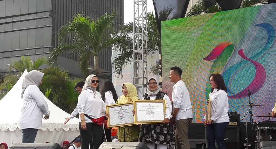 Ketua KOJAI, Mendapat Penghargaan dari BPOM Ketua KOJAI, Mendapat Penghargaan dari BPOM